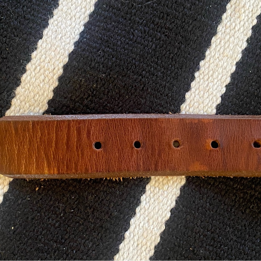 Banana Republic Brown Leather Belt with Silver Buckle - Picture 4 of 7